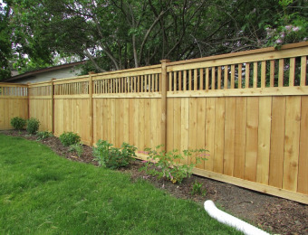 6ft-1x2-vertical-lattice-with-2x4-cap