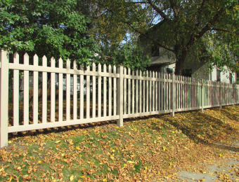 pvc-picket